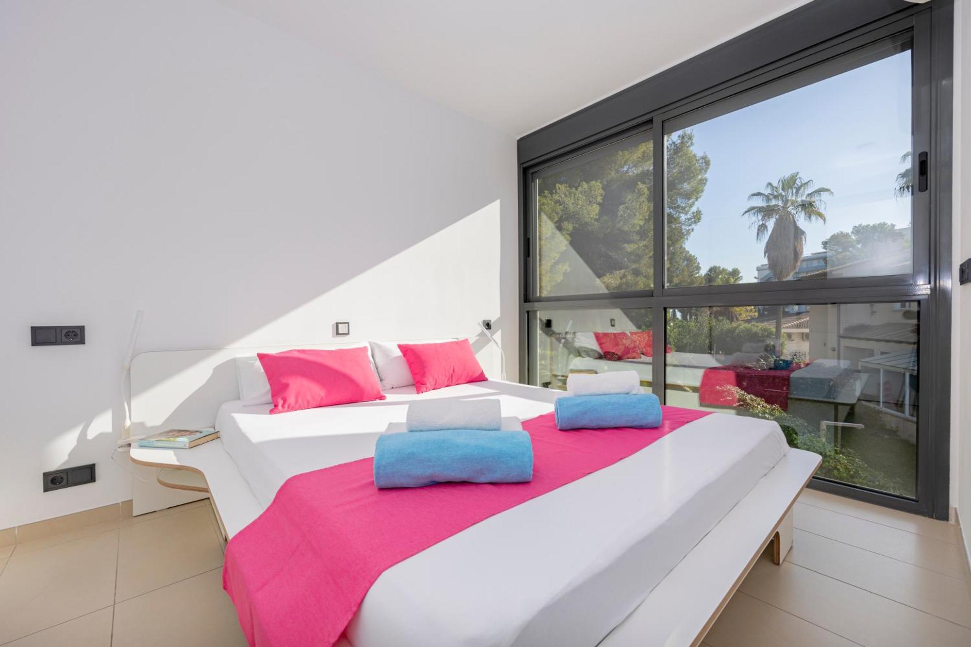 Villa Pam Beach House Playa De Muro - 200M To Beach With Hot Tub Alcudia  Ngoại thất bức ảnh